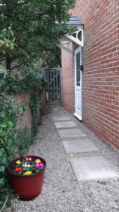 The Cosy West Wing, Dog Friendly * Martham