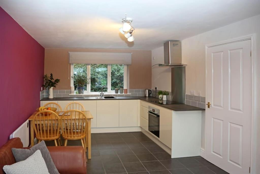 Apartment The Cosy West Wing, Dog Friendly Martham
