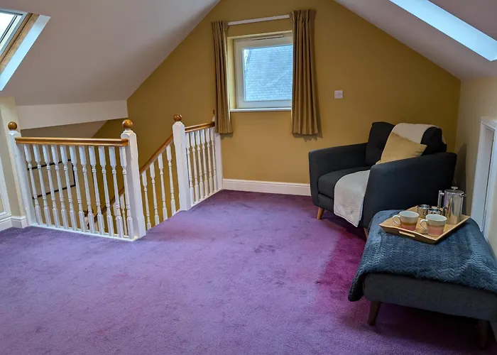 The Cosy West Wing, Dog Friendly